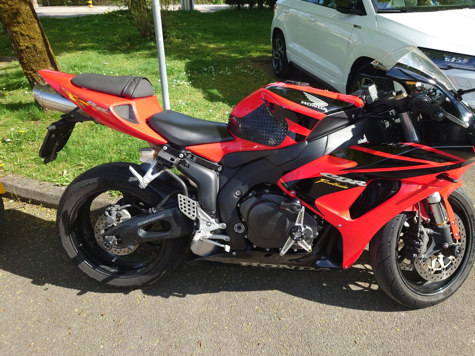 Honda CBR 1000RR Ansicht 1